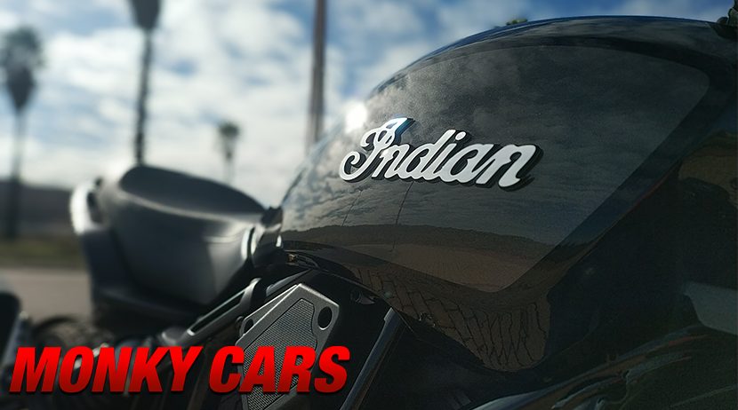 Detalle de Insignia y chasis de la Indian FTR 1200