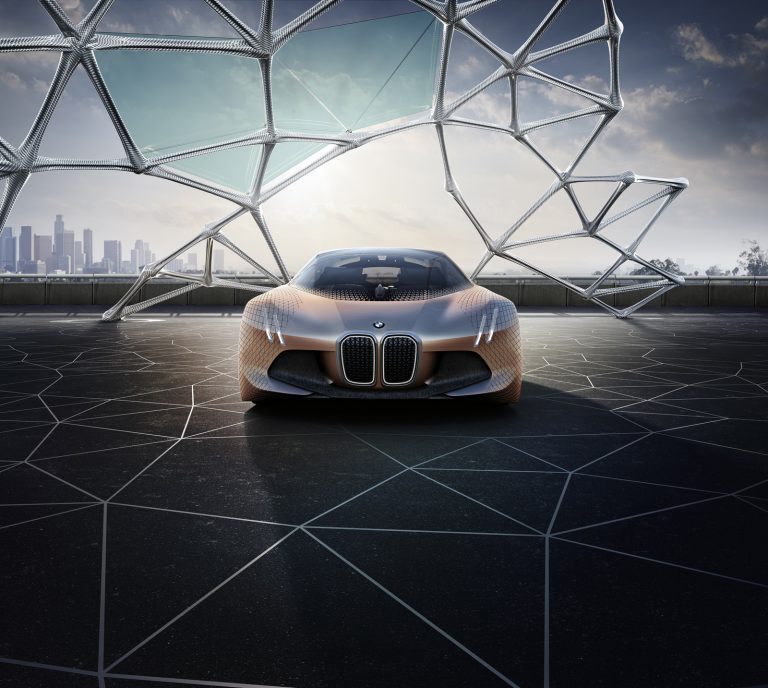 BMW cumple 100 años y lo celebra presentando el Vision Next 100