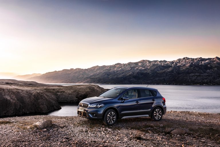 Suzuki presenta un SX4 renovado: el S-Cross