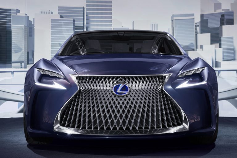 Lexus LS o como plantar cara a los alemanes