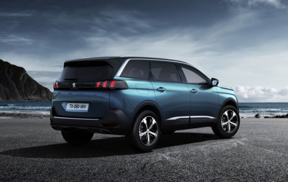 Peugeot 5008 Exterior 2