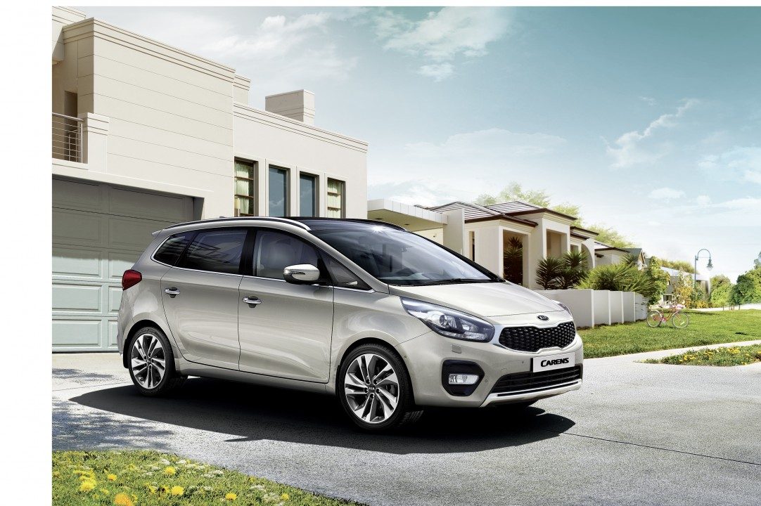 KIA moderniza a su Carens para el 2017