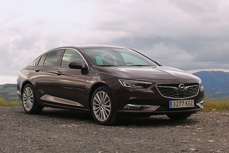 Prueba Opel Insignia Grand Sport: El rey de la carretera