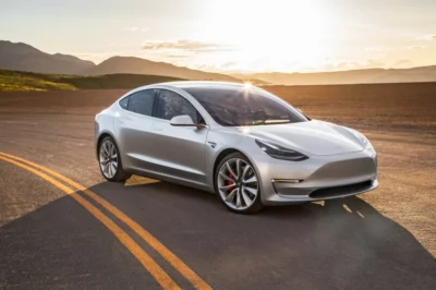 Tesla Model 3, el coche eléctrico «low cost»