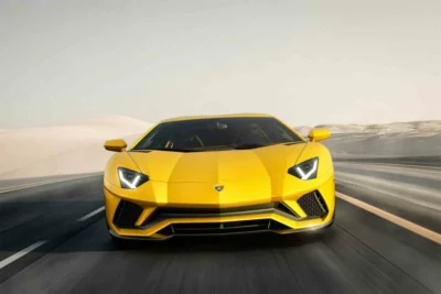 Lamborghini Aventador S: Otra forma de surcar los cielos