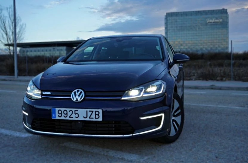 Prueba Volkswagen e-Golf: El rey de los compactos se electrifica