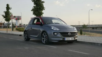 Opel Adam S: Pequeño, rebelde, divertido
